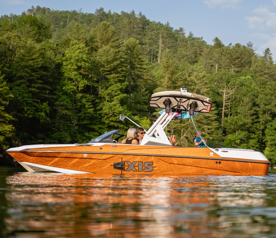 Axis A20 20Foot Wakesurfing Boat Make Waves Of Any Size